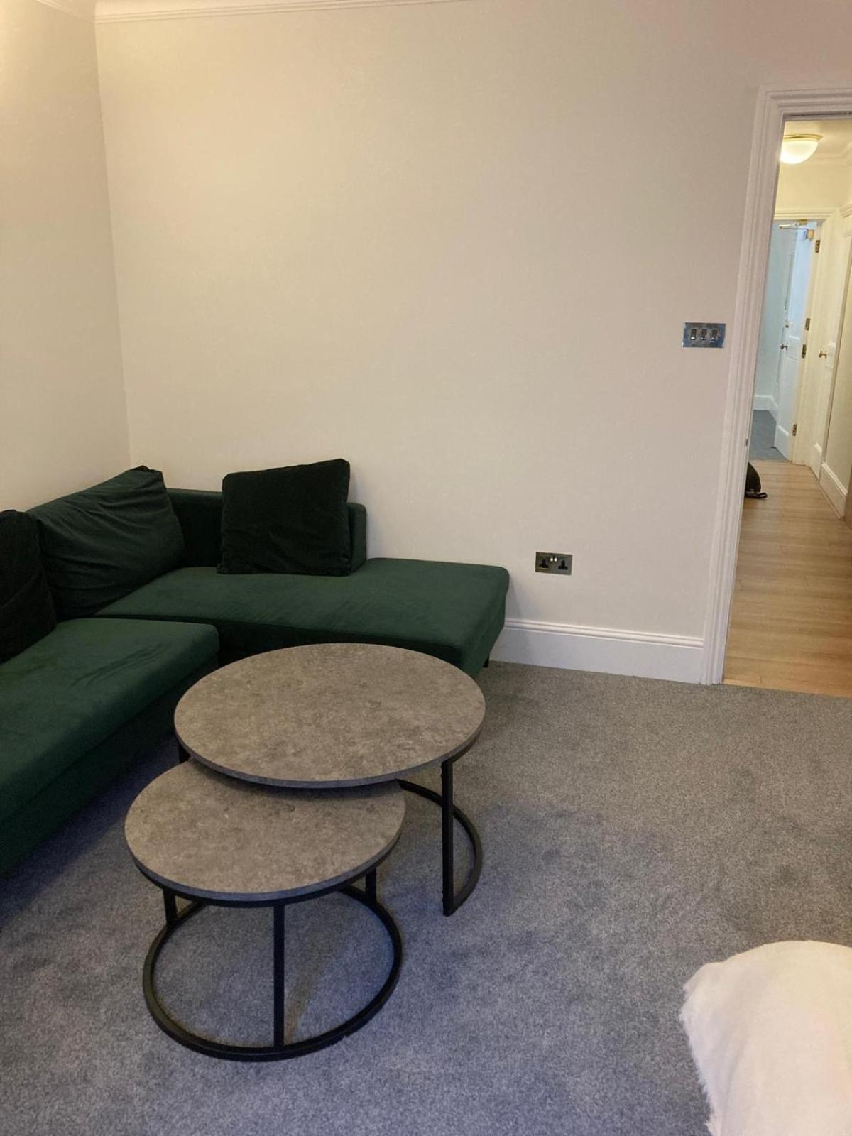 Oxford Street 2 Double Bed Апартаменты Лондон